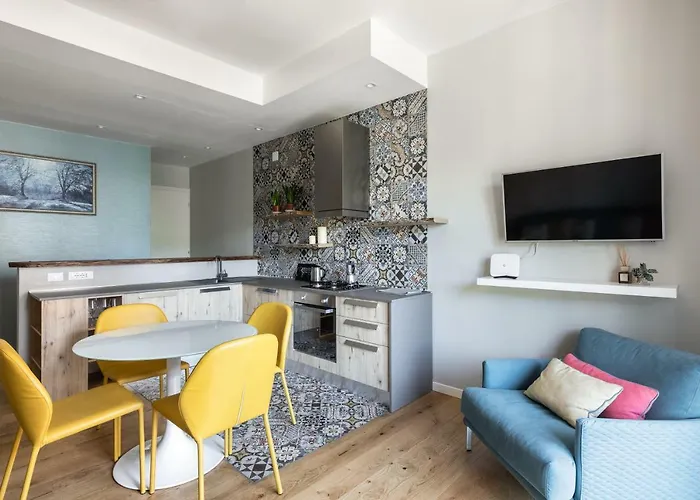 Bellevue Apartment Como