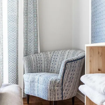 Bellevue Apartment
